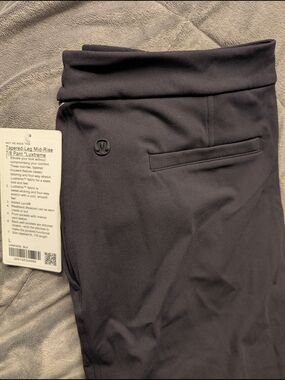lululemon athletica Black Ankle-Length Tapered-Leg Pants